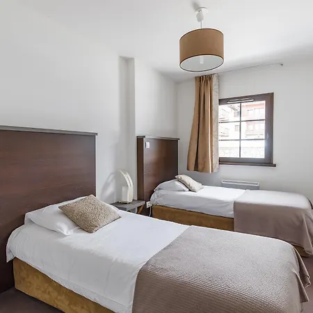 Tatil parkı Lagrange Les Fermes Emiguy 4*