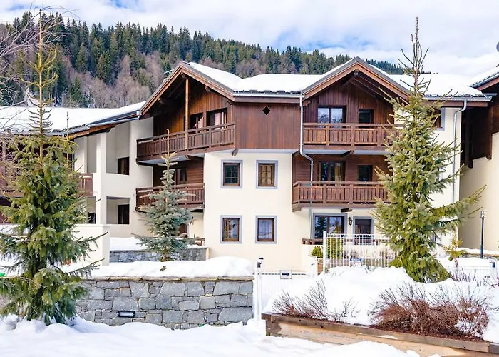 Lagrange Les Fermes Emiguy פארק נופש